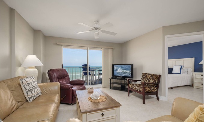 Seawinds Condo Condominio | Sea Winds 502 | Amazing Ocean View, Beautiful Pool