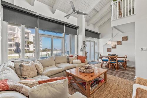New Smyrna Beach Casa | Sea Winds Condominiums C