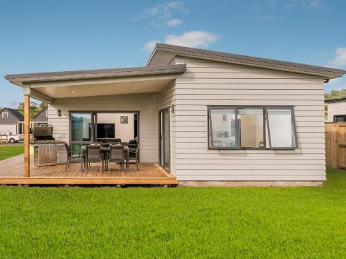 Cooks Beach Casa | Seabliss - Cooks Beach Holiday Home