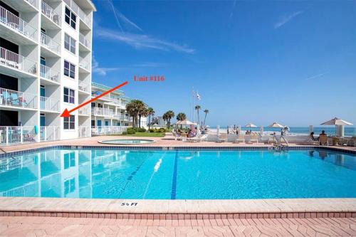 Lenox Park Apartamento | SeaBliss, oceanfront 1st floor cozy condo