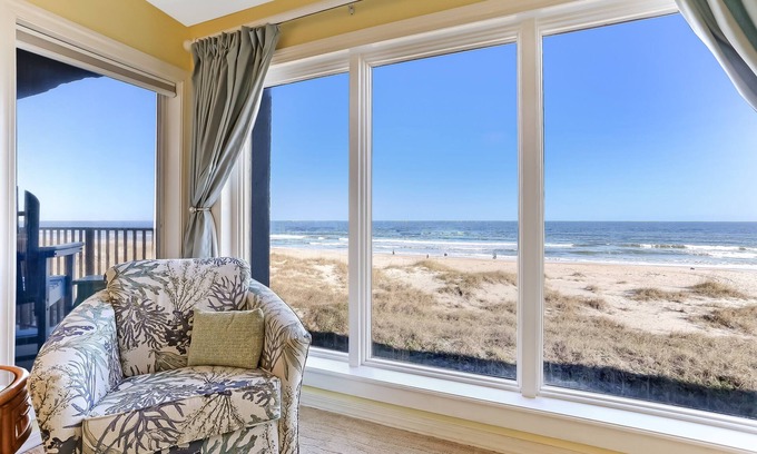Ocean Cay Condominio | Seaboard Condo with Breathtaking Views of the Ocean by RedAwning