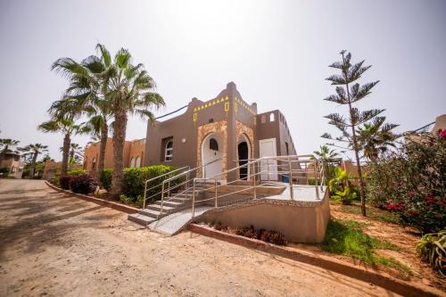 Arbaa Sahel Casa | Seabreeze 2BR Haven Ocean Walk and Sunsets