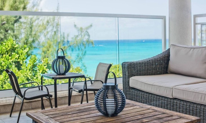 Seven Mile Beach Apartamento | Seabreeze 8 - Luxury 4-Bedroom on Seven Mile Beach