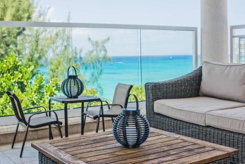 Seven Mile Beach Apartamento | Seabreeze 8 - Luxury 4-Bedroom on Seven Mile Beach