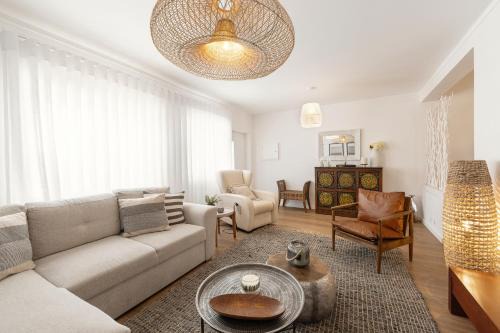 Peniche Villa | SeaBreeze Residence