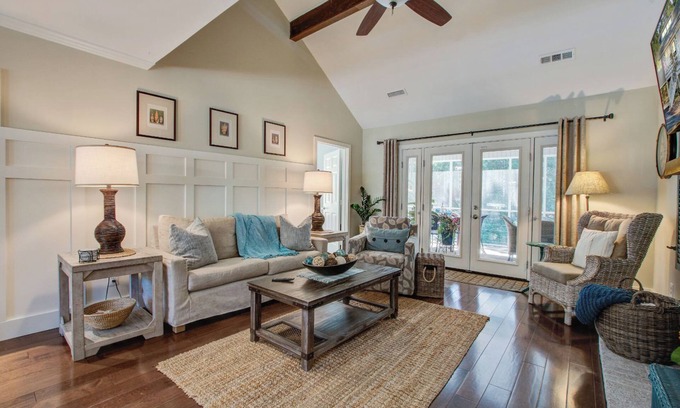 Tarpon Pond Cabaña | Seabrook Exclusives:519 Tarpon Pond