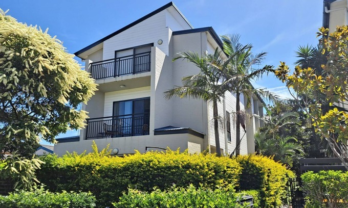 Tuncurry Apartamento | Seachange 5 -If your ready to embrace the seachange lifestyle of Tuncurry, this apartment is for you