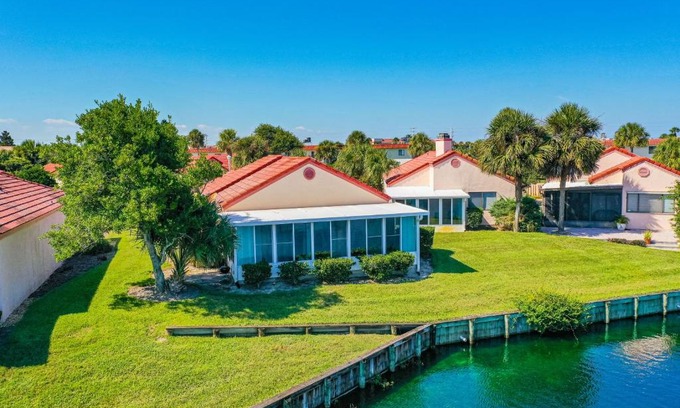 Butler Beach Casa | Seafaring Sweetness