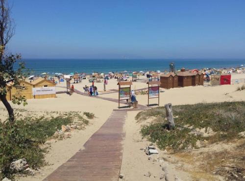 Oued Alian Apartamento | Seafront Apartment, Mediterranean Charm, Gibralter View, Tangier - Oued Alien
