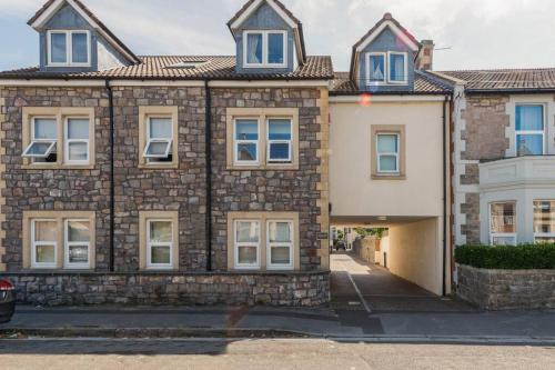 Weston-super-Mare Apartamento | Seafront flat-private parking-short walk to town