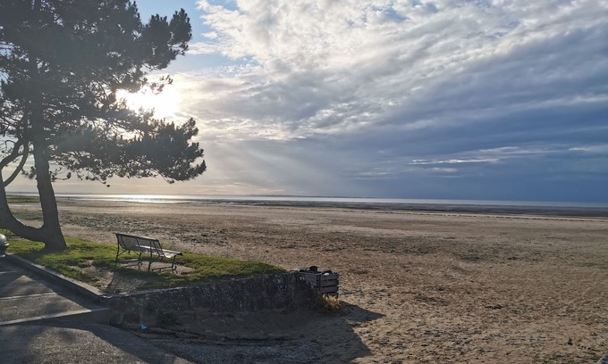 Cherrueix Casa | SEAFRONT HOME IN THE BAY OF MONT SAINT-MICHEL