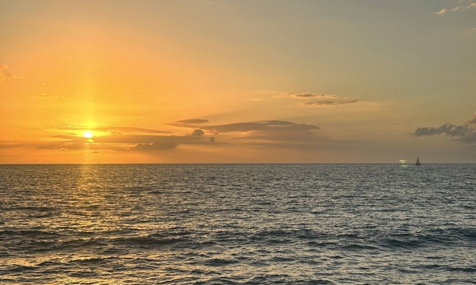 Stella Condominio | Seafront Sanctuary: Oceanfront Living 30 Feet from the Water at Going Coastal