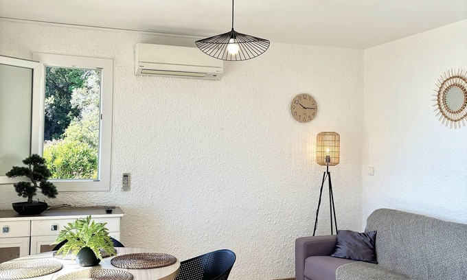 Sari-Solenzara Villa | Villa frente al mar, playa Canella a 800m, piscina, 4 personas