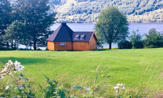 Cairndow Casa | Seal Point Cabin - Luxury Glamping