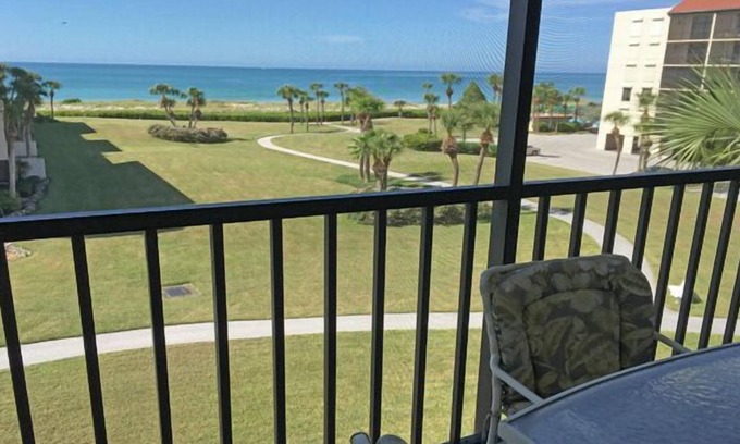 Longboat Key Condominio | Seaplce G7-405 by FVC