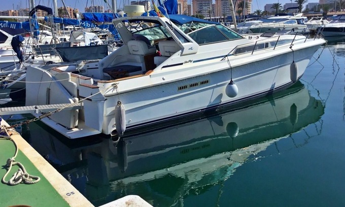 San Javier Alquiler De Eote | Crucero Searay 380 amarrado en la Marina Tomás Maestre