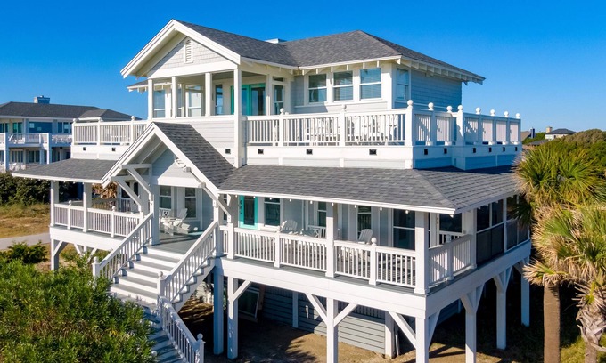 Bald Head Island Casa | Searenity Now BHI - Spectacular Ocean Front Luxury Home, Sleeps 10