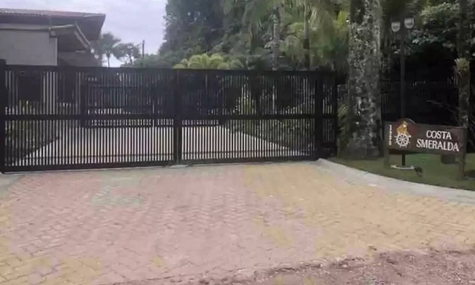 Barra do Una Apartamento | Season at the Beach