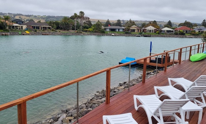 Encounter Bay Casa | Seas the Day - Escapada frente al lago junto a la playa