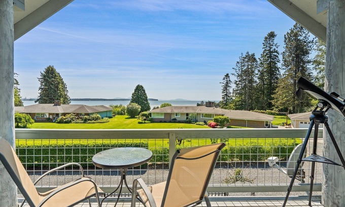 Birch Bay Casa | Seashell Cottage w/ Ocean Views, Hot Tub & Game Room: Ideal for Family & Pets