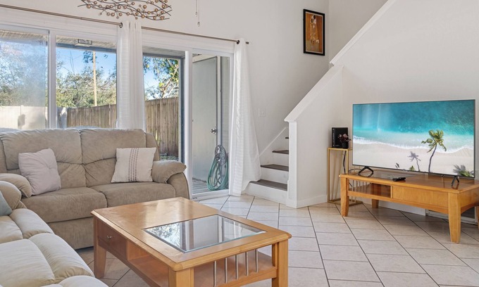 North Beach Casa | Seashell Suite - 3BR - Mayport Naval Base & Beaches - Pet Friendly