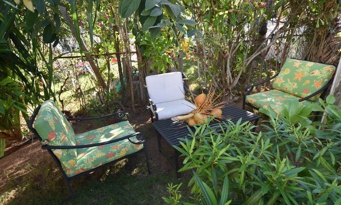 Dunmore Town Casa | The Sugar Apple Seashells Luxury Balcony Suite