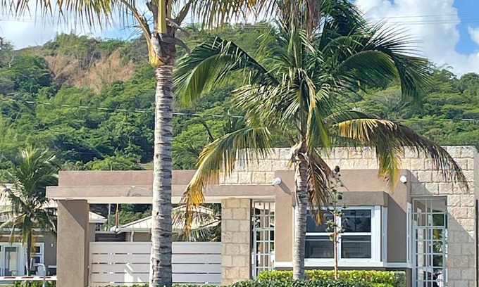 Lucea Casa | Seashore Vacation Home - Oceanpointe, Lucea, Jamaica