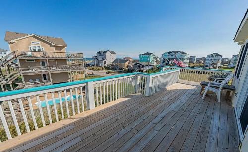 Rodanthe Casa | Seaside 5BR Caribbean Escape near the Rodanthe Pier