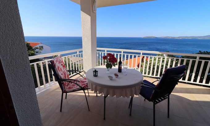 Podobuce Apartamento | Seaside Apartments Hrkać - Apartamento Confort de una habitación con terraza y vistas al mar 1