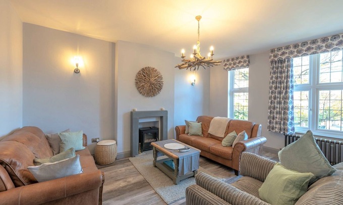 Meads Apartamento | Seaside Breaks - luxurious 3-bed in upmarket Meads village area of Eastbourne