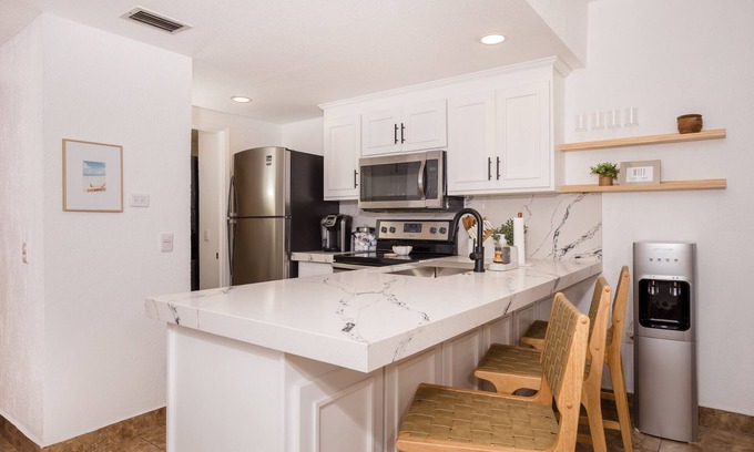 Sandy Beach Condominio | Seaside Bungalow ~ B101 ~ 2 Bedroom Ground Floor