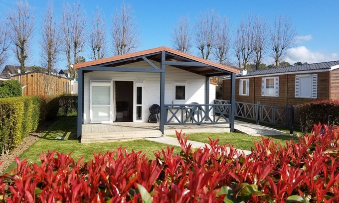 Grandcamp-Maisy Chalet De Esquí | Chalet junto al mar en las playas del desembarco, piscina cubierta