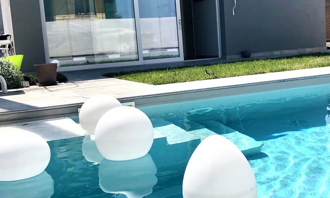 Mondolfo Apartamento | SEASIDE CHALET WITH POOL