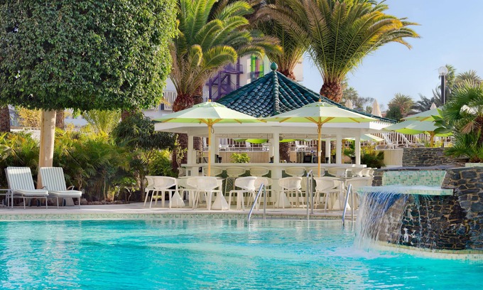 Playa del Inglés Hotel | Seaside Sandy Beach