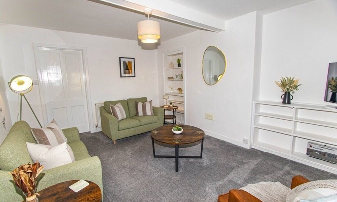 Thurso Casa | Seaside Escape: Charming 2- Bed in Thurso