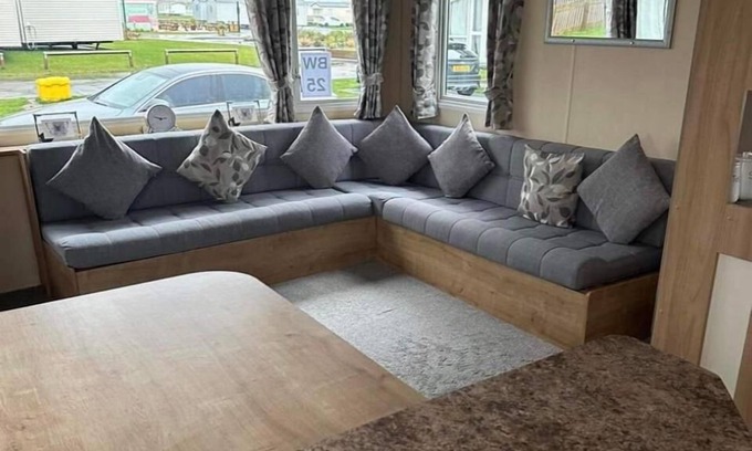 Clacton-on-Sea Cabina | Seaside Escape Lodge at Martello Beach, Jaywick
