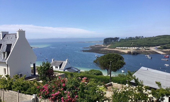 Saint-Pabu Casa | Seaside fisherman's cottage in the immediate vicinity of the beach