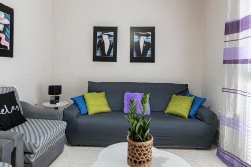 Għadira Apartamento | Seaside Flat with Scenic Country Views