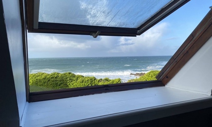 Plozevet Casa | Seaside house, authentic Atlantic Brittany, close to beaches