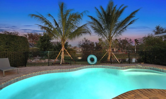 Palma Sola Casa | Seaside Memories! ¡Vivir frente al lago ya solo 10 minutos de la playa!