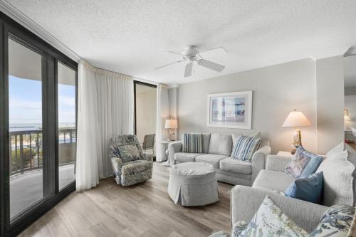 Litchfield by the Sea Casa | Seaside Paradise 3BR Condo Steps from the Beach