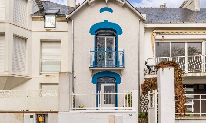 Saint-Nazaire Cabaña | Villa renovada frente al mar con balcón, patio privado y todas las comodidades modernas