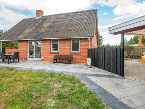 Fjellerup Strand Casa | Seaside Serenity in Fjellerup-By Traum