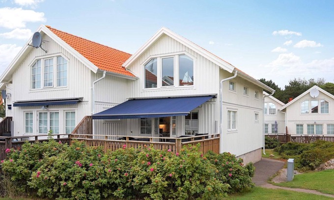 Mollosund Casa | Serenidad junto al mar en Mollosund-By Traum