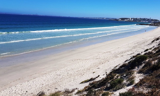 Calypso Beach Casa | Seasons of Serenity, Langebaan 8-sleeper