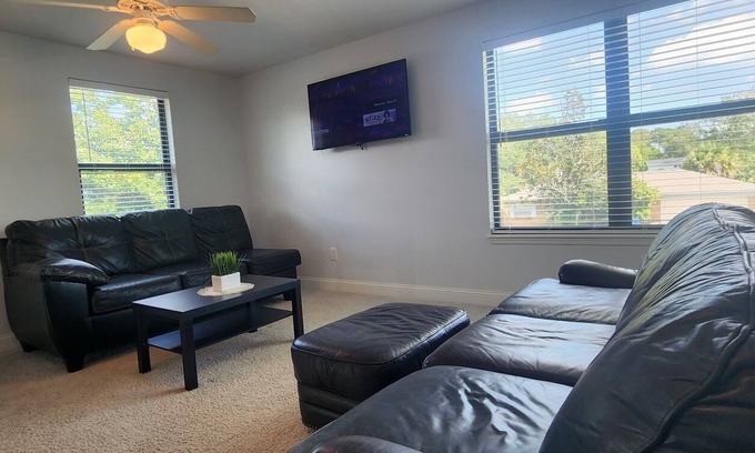 Dolphin's Cove Apartamento | Seatrout Apartment - 6 minutes to TPC The GOLF Players Championship