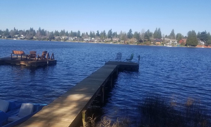 SeaTac Apartamento | Seattle Tacoma · Seattle / Aeropuerto / Tren ligero / SeaTac / 1Bdrm Apt / Waterfront Home