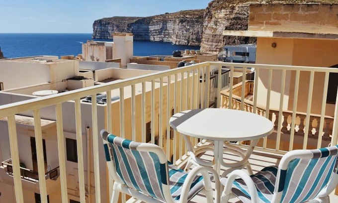 Xlendi Apartamento | Seaview 2-bedroom Apartment in Xlendi