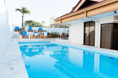Dauis Apartamento | Seaview Hills Luxury Apartments & Rooms
