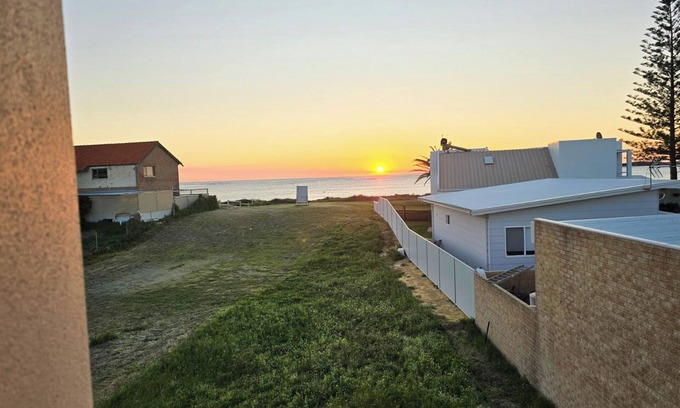 Lancelin Casa | Seaviews-Looking for the ultimate coastal escape!